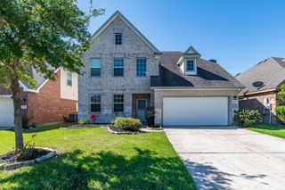 10022 Lynnwood Drive, Baytown, TX 77521