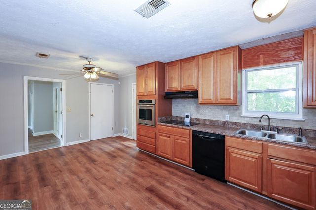 4330 Mink Livsey Road, Snellville, GA 30039