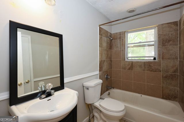 4330 Mink Livsey Road, Snellville, GA 30039