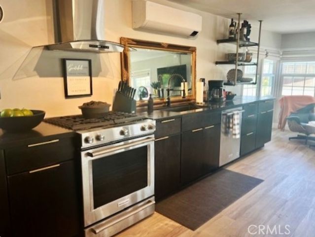 202 Tremont, Newport Beach, CA 92660