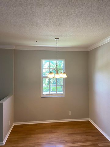 152 Village Boulevard H, Tequesta, FL 33469