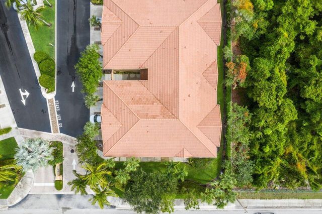 152 Village Boulevard H, Tequesta, FL 33469