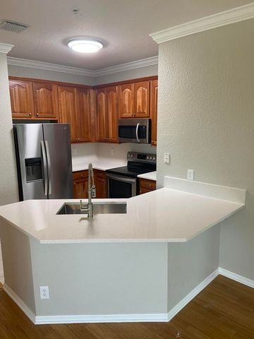 152 Village Boulevard H, Tequesta, FL 33469