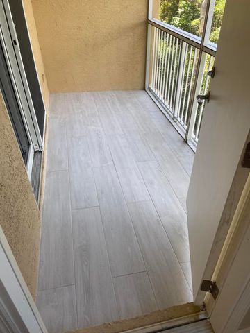 152 Village Boulevard H, Tequesta, FL 33469