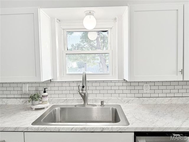 405 W 9th Street, Hermann, MO 65041