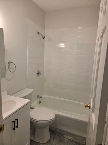 34 Broadway 6, Beverly, MA 01915