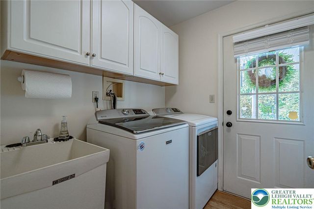 4542 Springfield Drive, Coplay Boro, PA 18037