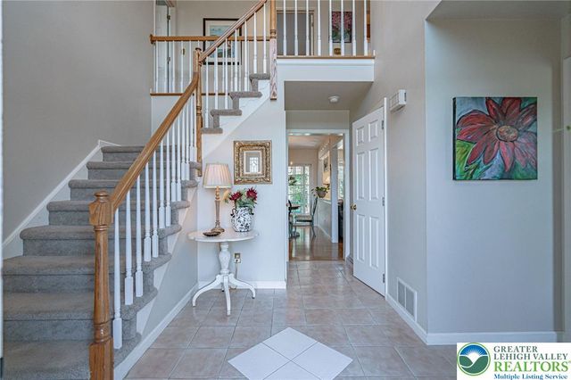 4542 Springfield Drive, Coplay Boro, PA 18037