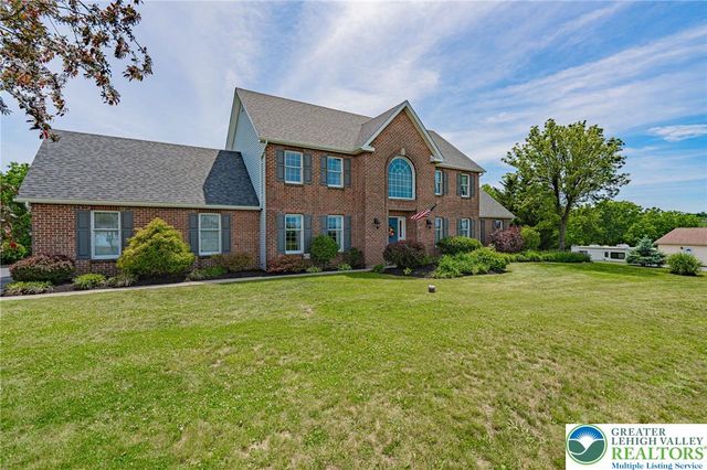 4542 Springfield Drive, Coplay Boro, PA 18037