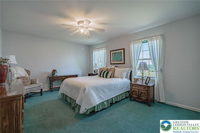 4542 Springfield Drive, Coplay Boro, PA 18037