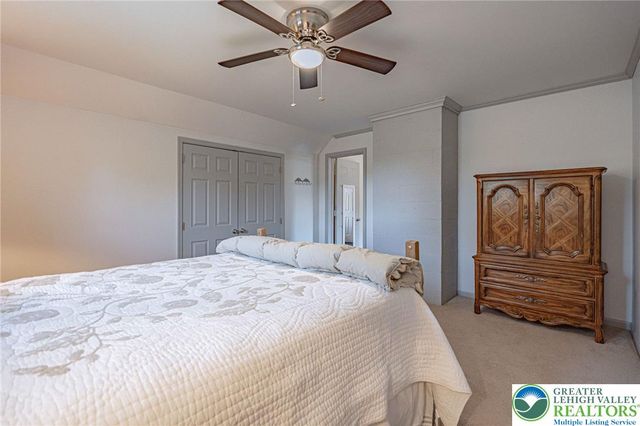 4542 Springfield Drive, Coplay Boro, PA 18037