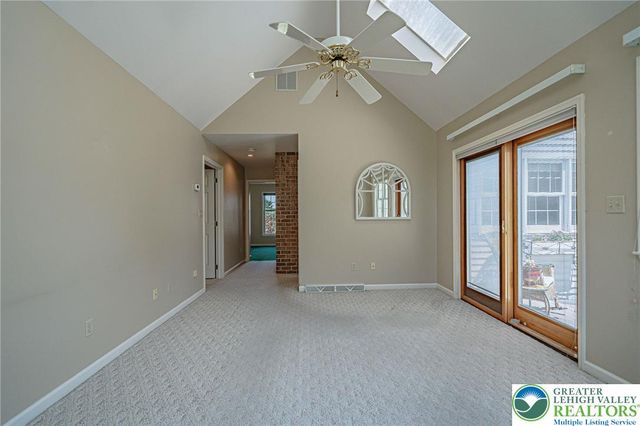 4542 Springfield Drive, Coplay Boro, PA 18037