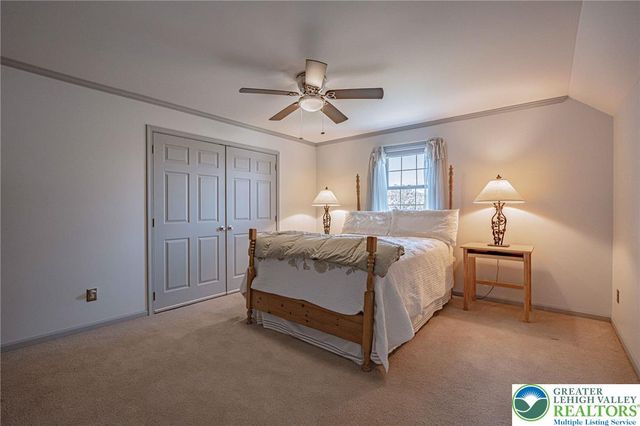 4542 Springfield Drive, Coplay Boro, PA 18037
