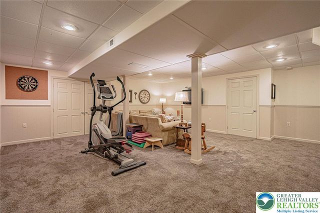 4542 Springfield Drive, Coplay Boro, PA 18037