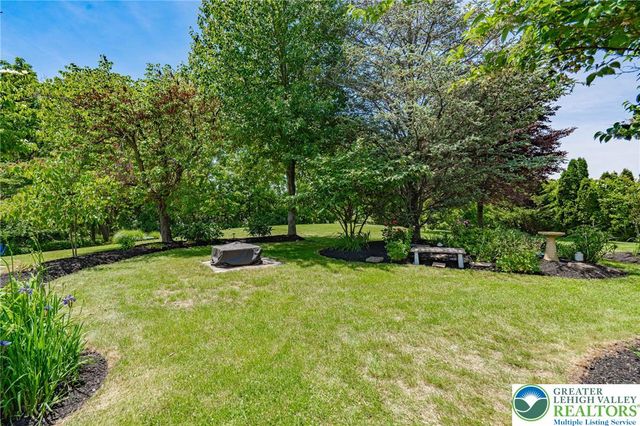 4542 Springfield Drive, Coplay Boro, PA 18037