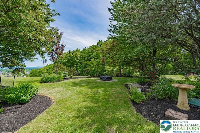 4542 Springfield Drive, Coplay Boro, PA 18037