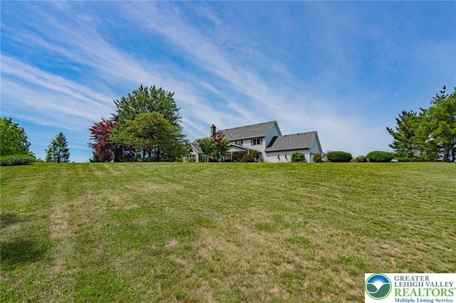 4542 Springfield Drive, Coplay Boro, PA 18037