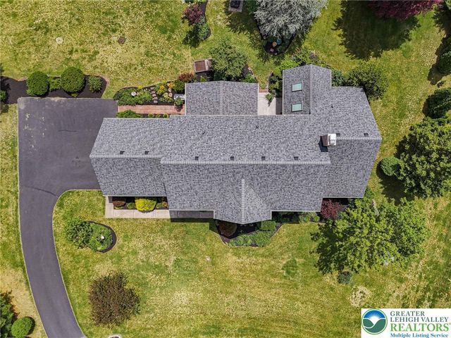 4542 Springfield Drive, Coplay Boro, PA 18037