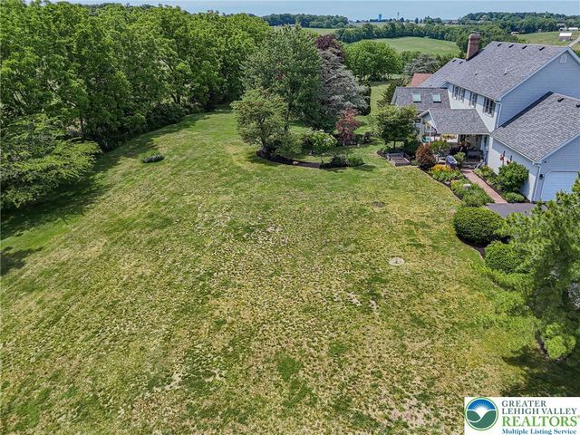 4542 Springfield Drive, Coplay Boro, PA 18037