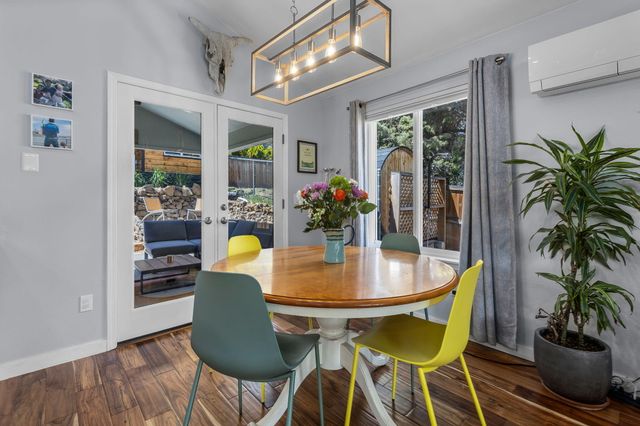 2807 NE Lotno Drive, Bend, OR 97701