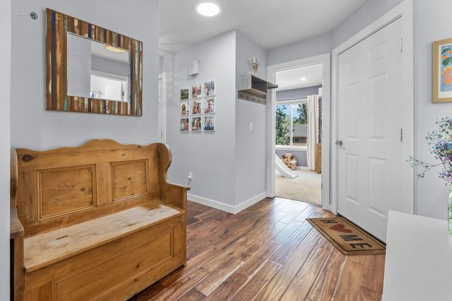 2807 NE Lotno Drive, Bend, OR 97701