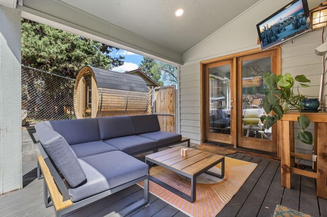 2807 NE Lotno Drive, Bend, OR 97701