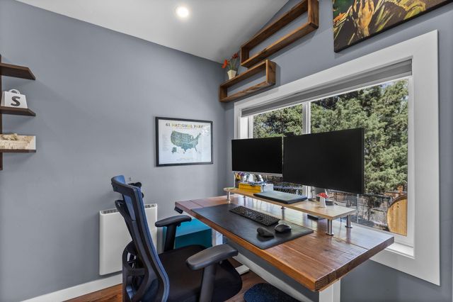 2807 NE Lotno Drive, Bend, OR 97701