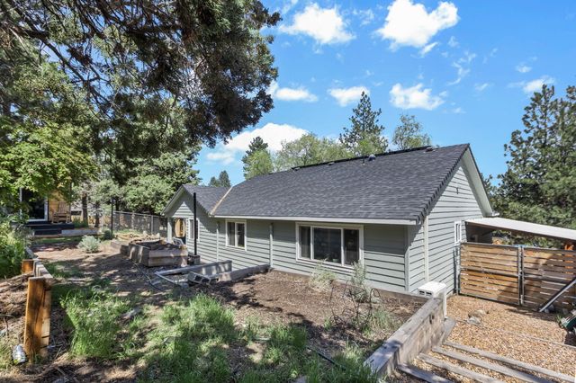 2807 NE Lotno Drive, Bend, OR 97701