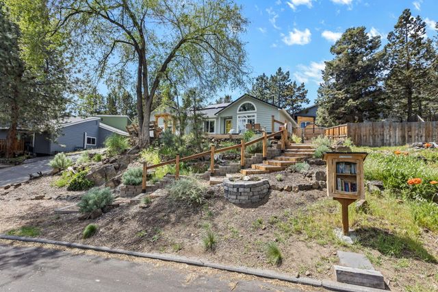 2807 NE Lotno Drive, Bend, OR 97701