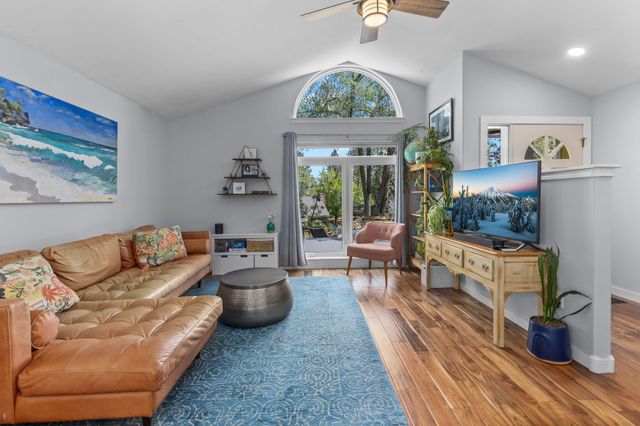 2807 NE Lotno Drive, Bend, OR 97701