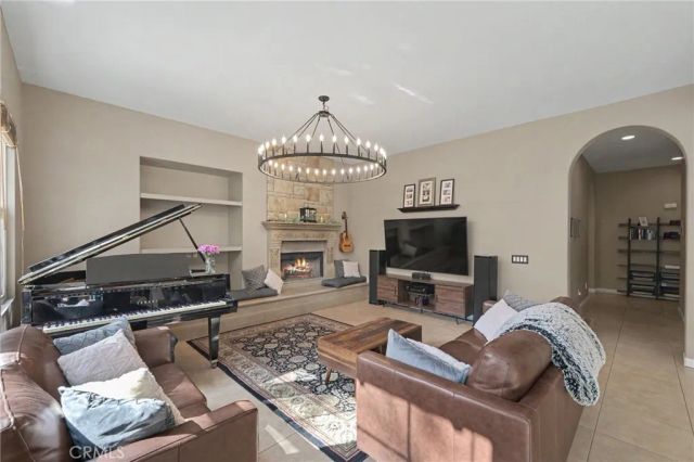 5332 Via Pisa, Newbury Park, CA 91320