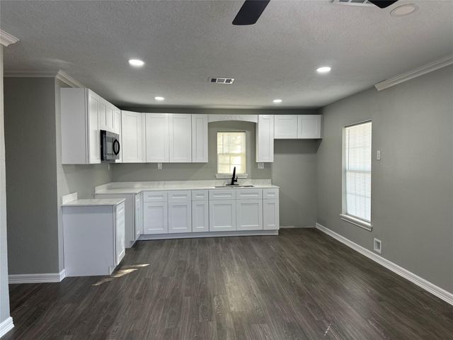 1122 Cypress Street, Baytown, TX 77520