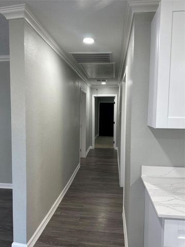 1122 Cypress Street, Baytown, TX 77520