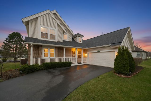 490 Beckett Crossing Drive, Mundelein, IL 60060