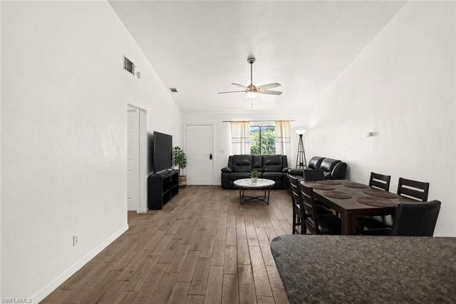 17370 Carnegie CIR 370, Fort Myers, FL 33967