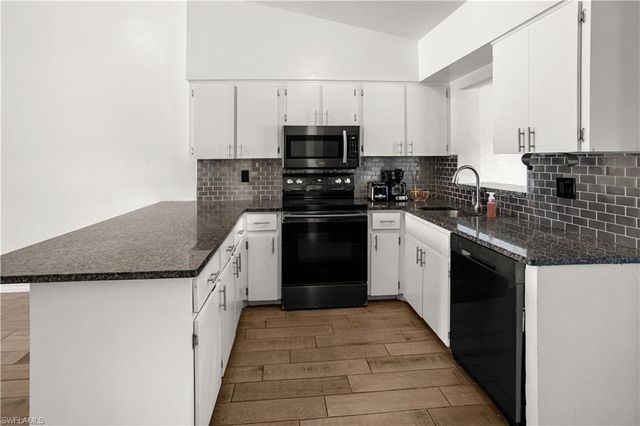 17370 Carnegie CIR 370, Fort Myers, FL 33967