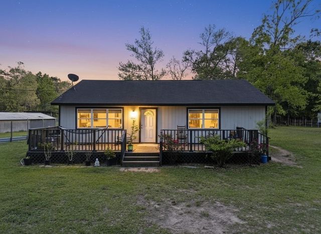 461 Trails End Drive, Cleveland, TX 77328