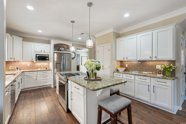 2786 Nestlewood, White Hall, AR 71602