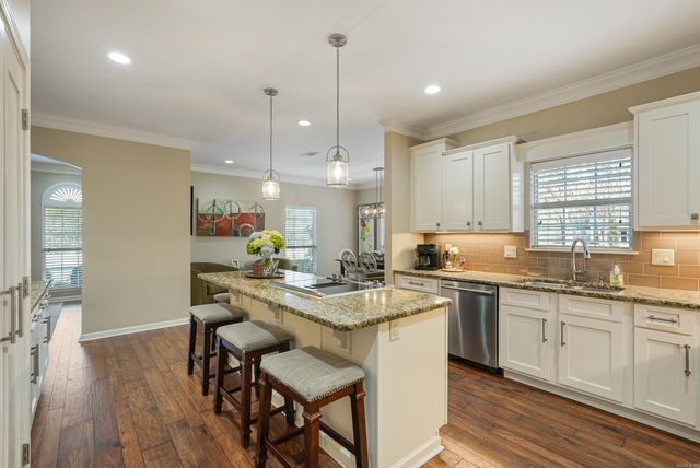 2786 Nestlewood, White Hall, AR 71602