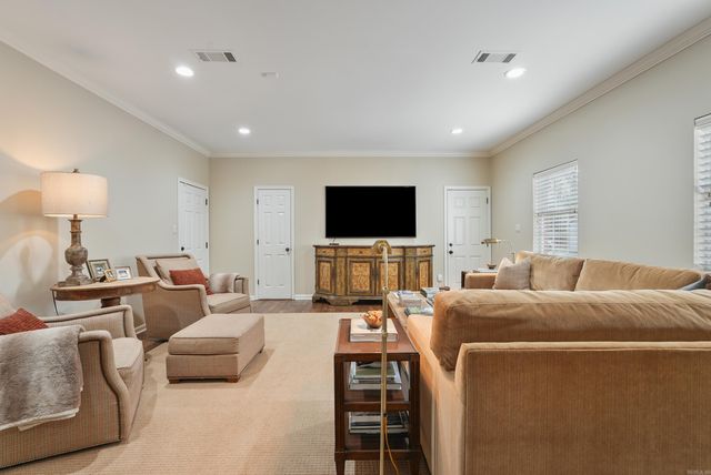 2786 Nestlewood, White Hall, AR 71602