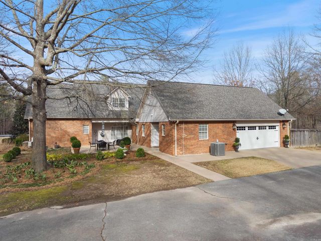 2786 Nestlewood, White Hall, AR 71602