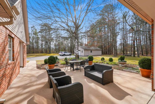 2786 Nestlewood, White Hall, AR 71602