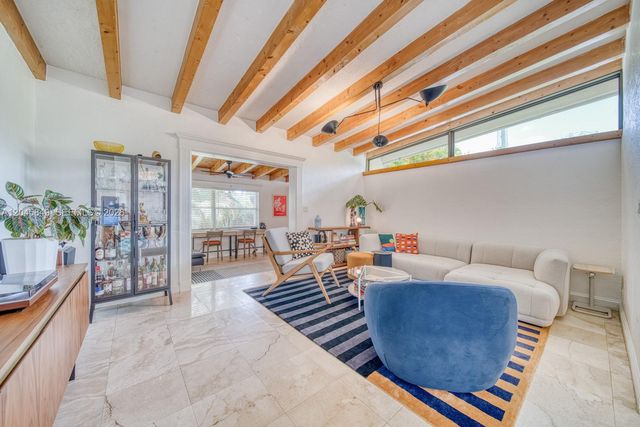 7055 SW 84th Avenue, Miami, FL 33143