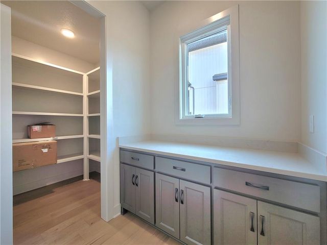 18221 Oakmont Street, Overland Park, KS 66013