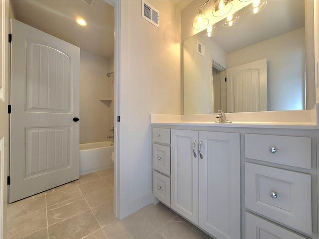 18221 Oakmont Street, Overland Park, KS 66013