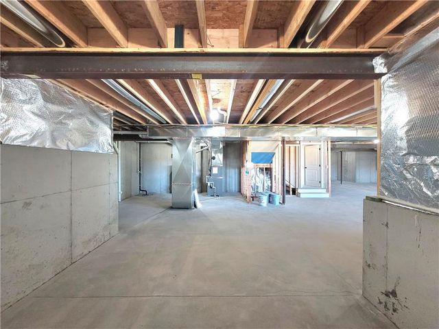 18221 Oakmont Street, Overland Park, KS 66013