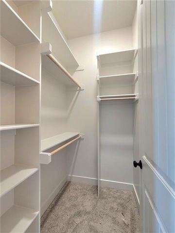 18221 Oakmont Street, Overland Park, KS 66013