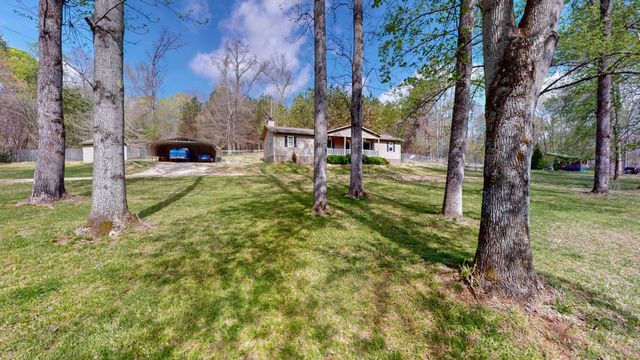 2135 Copper Spring Rd, Springville, TN 38256