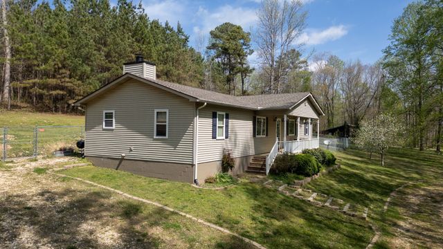 2135 Copper Spring Rd, Springville, TN 38256