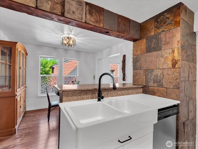 1719 Gregory Way, Bremerton, WA 98337